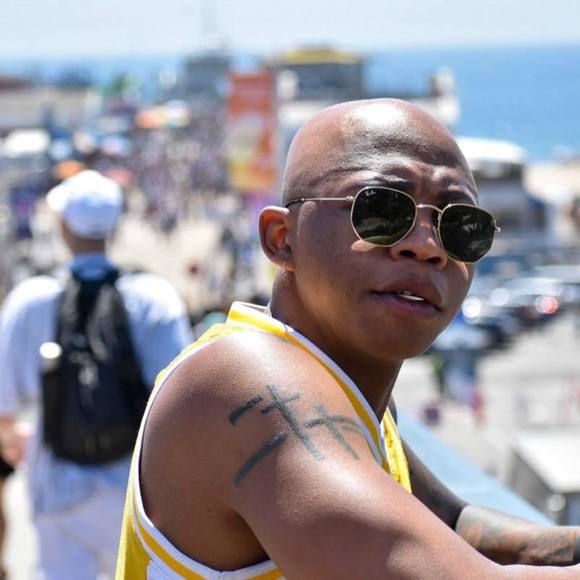 Meet your Posher, Bryant - Picture 1 of 1